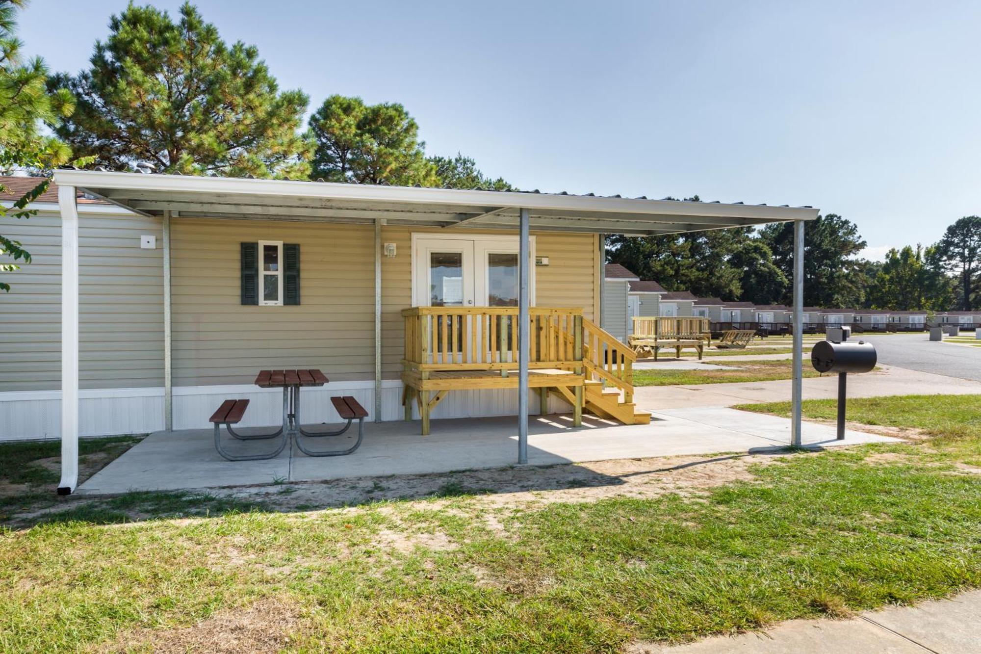 Red Shoes Rv Park And Chalets Kinder Extérieur photo